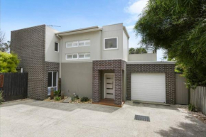 CALYPSO RETREAT - Modern townhouse - Ocean views